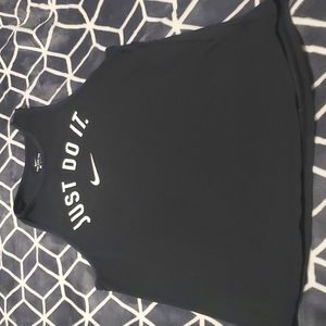 THE NIKE TEE DRI-FIT